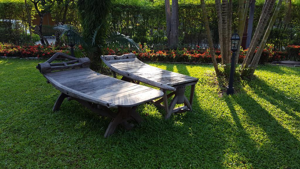 Prachuap Garden View Resort Prachuap Khiri Khan Exterior photo