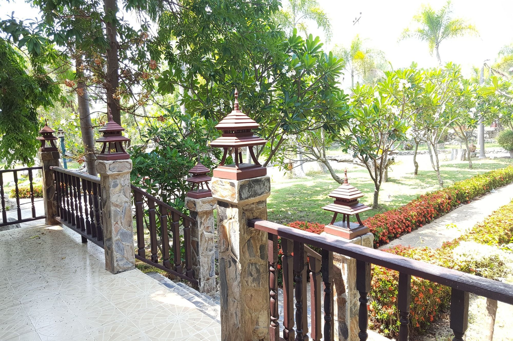 Prachuap Garden View Resort Prachuap Khiri Khan Exterior photo